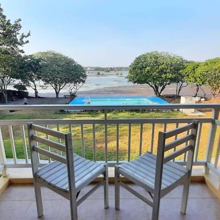 Baan Talay See Cream Resort Samut Songkhram Zewnętrze zdjęcie